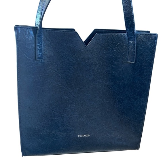 Pixie Mood Alicia Tote Bag In Navy Blue - Picture 9 of 10